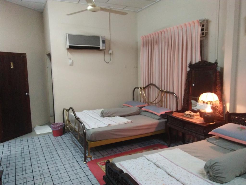 Teratak Ibunda Guest House Κότα Μπάρου Εξωτερικό φωτογραφία
