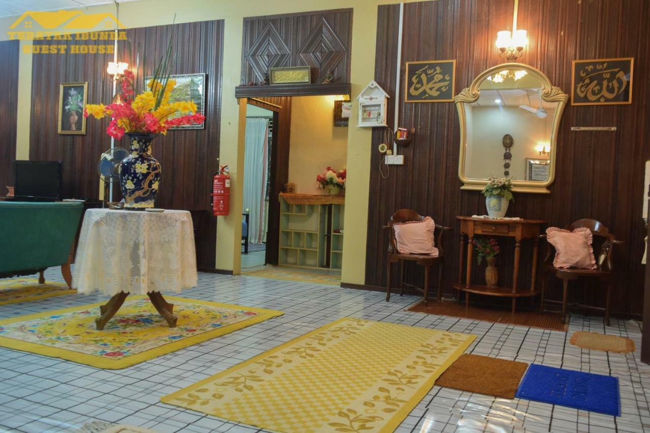 Teratak Ibunda Guest House Κότα Μπάρου Εξωτερικό φωτογραφία